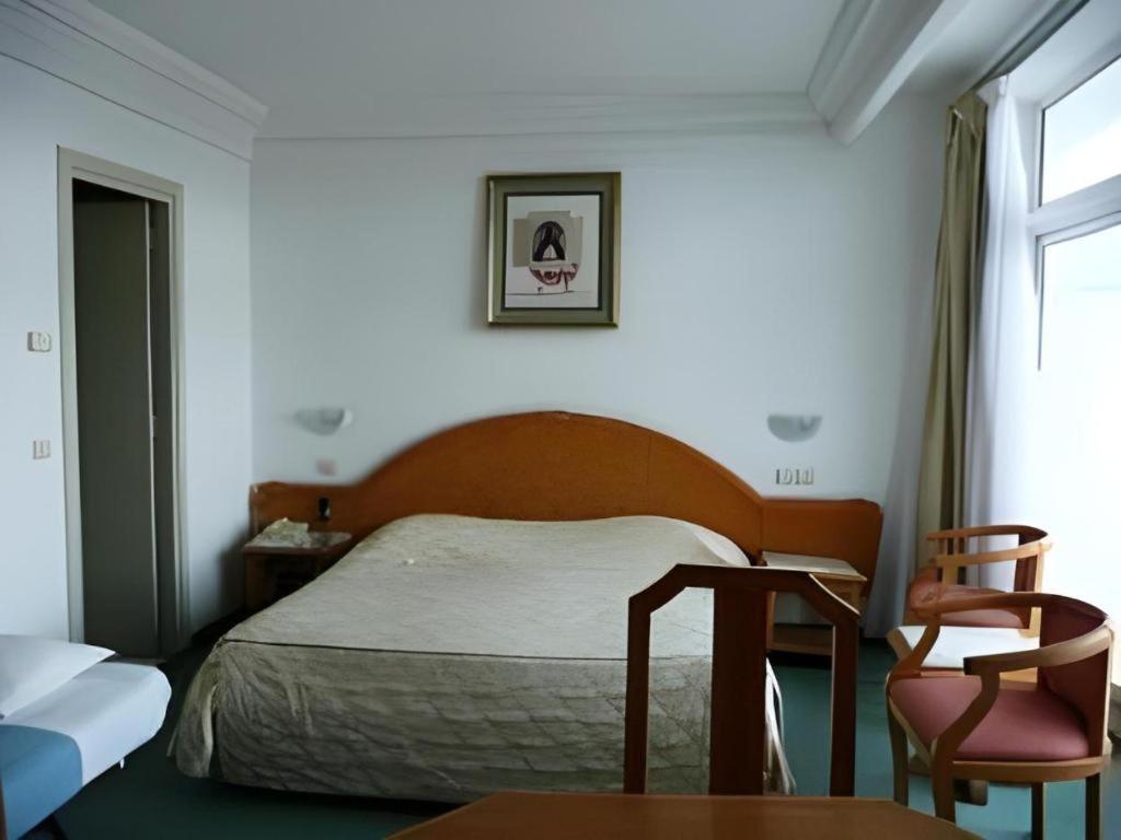 Palace 4*